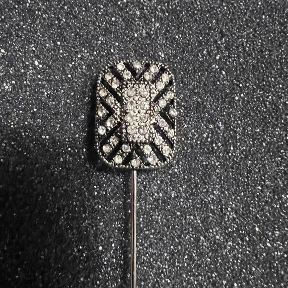 Elegant Silver Stick Pin - Picture 3 of 3